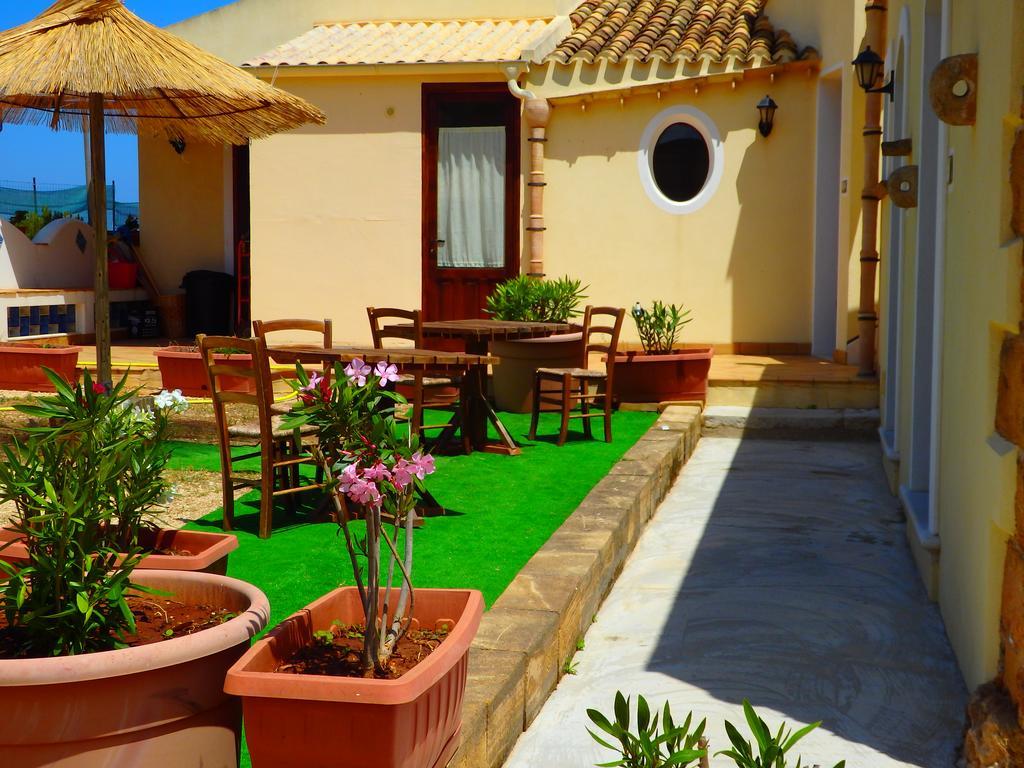 Baglio Cofano Rooms & Relax Custonaci Kültér fotó